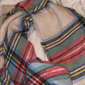 AERIE BLANKET SCARF